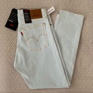 BNWT Levi’s Wedgie (28)